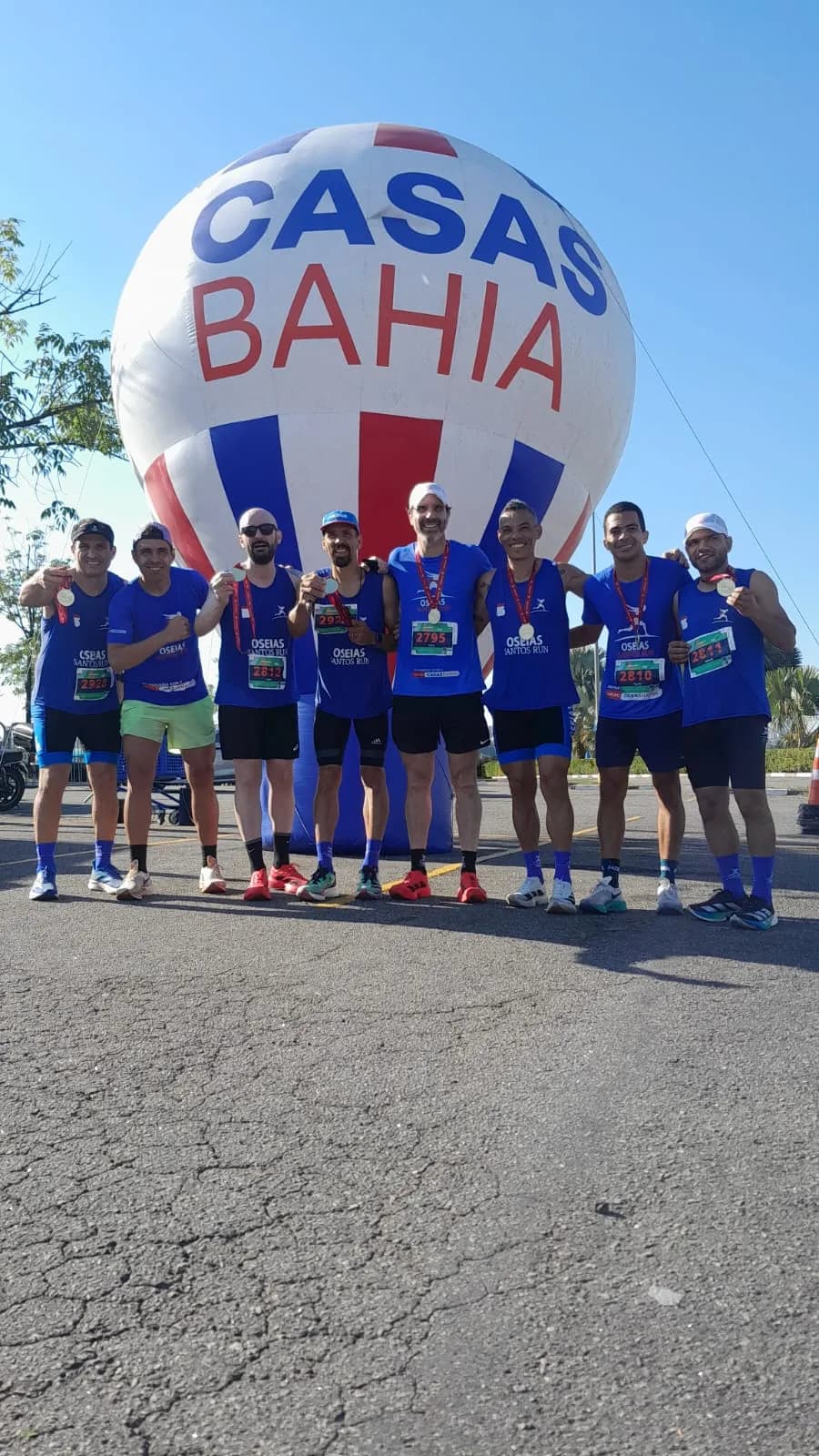 Alunos da assessoria reunidos depois da corrida